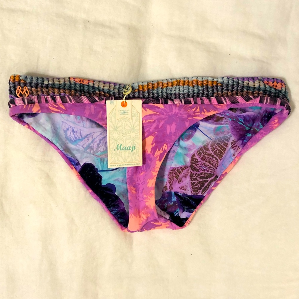 NWT Maaji cheeky hipster bikini bottom- reversible